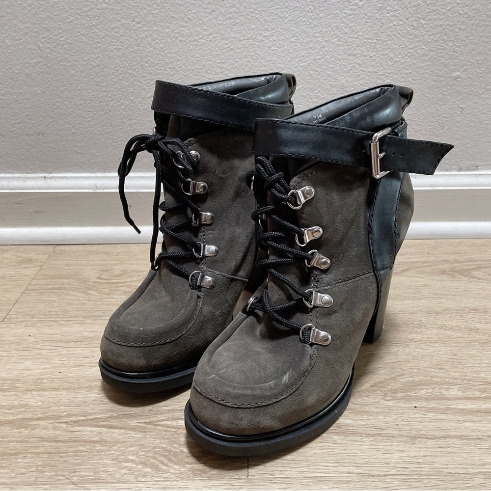 Nine West Smokino Platform Boots